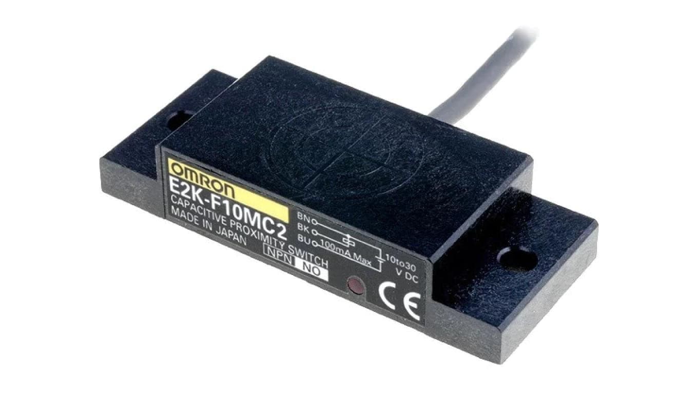E2K-F10MC2 Czujnik pojemnościowy o zasięgu 0÷10mm, konfiguracji wyjścia NPN / NC