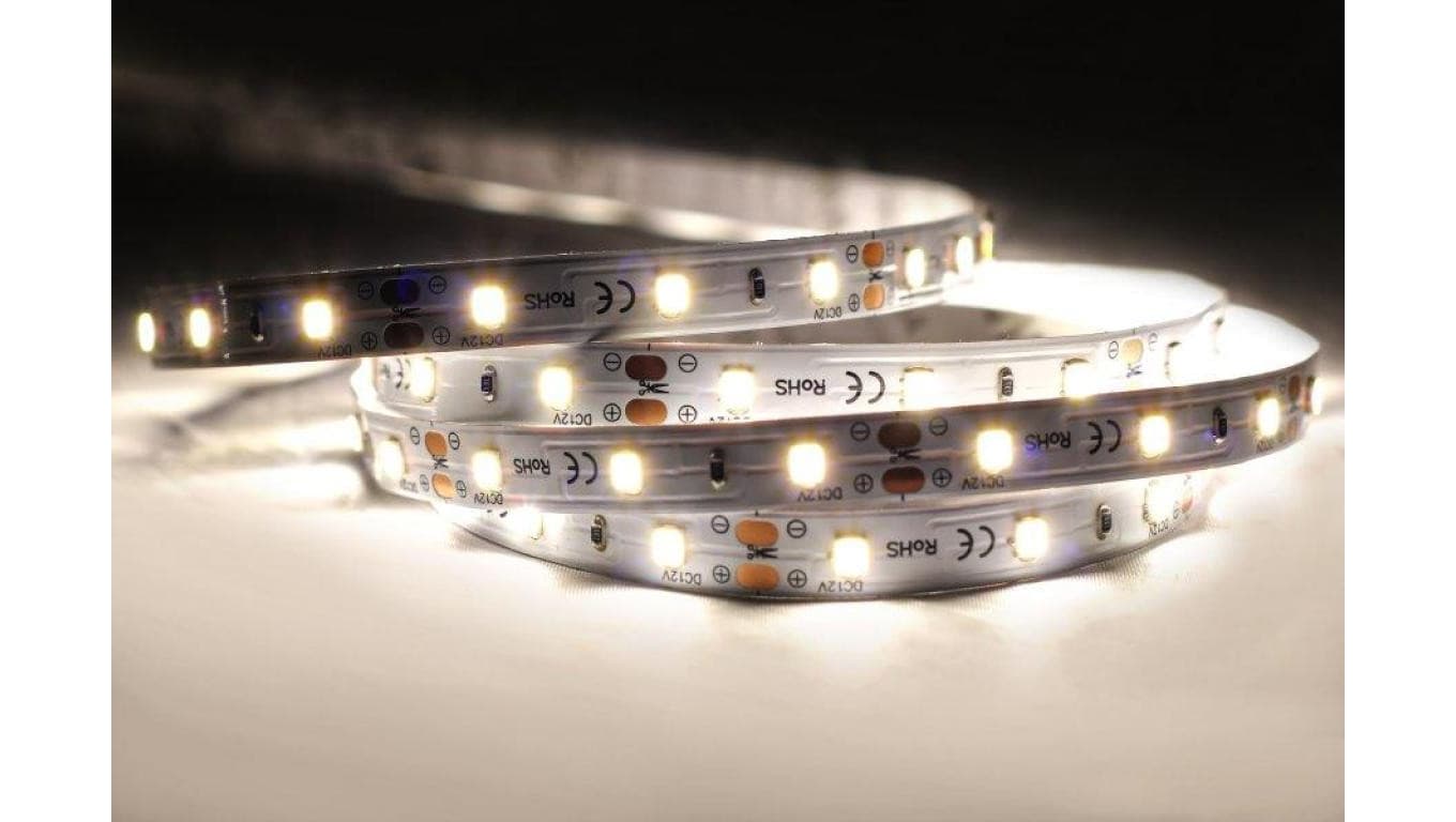 HQS-9.6W-120LED-W-WP-12V-5M Profesjonalna taśma LED 9.6W/m, 12V, 120LED 2835 biała 6500K, IP64