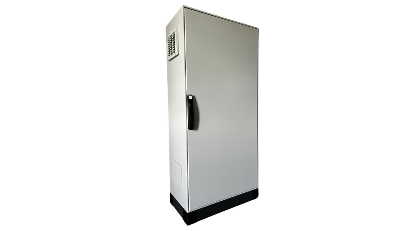 Szafa do magazynów energii 800x600x400mm z izolacją termiczną IP55