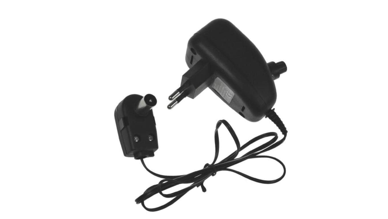 Zasilacz antenowy 12V/100mA regulowany