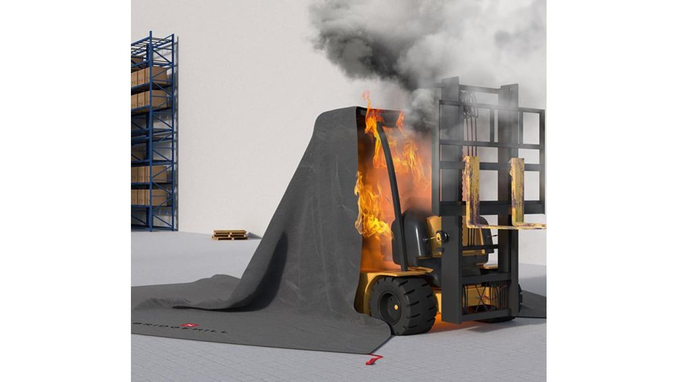 Koc gaśniczy 7x7m do gaszenia wózków widłowych, pojazdów, baterii i akumulatorów Li-ion - Forklift Standard
