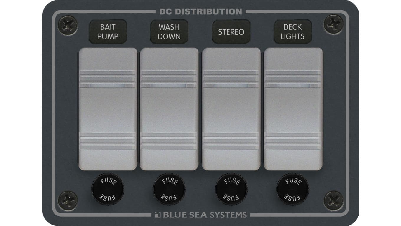 Panel wodoodporny Blue Sea Contura 12V DC, 4-pozycyjny