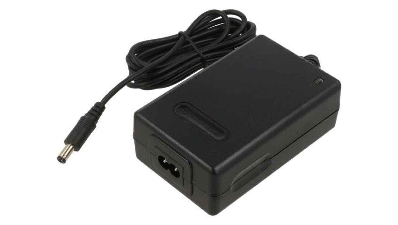 Ładowarka do akumulatorów, GEL, kwasowo-ołowiowy, Li-FePO4, 1,6A, 16,8VDC GC30B-5P1J