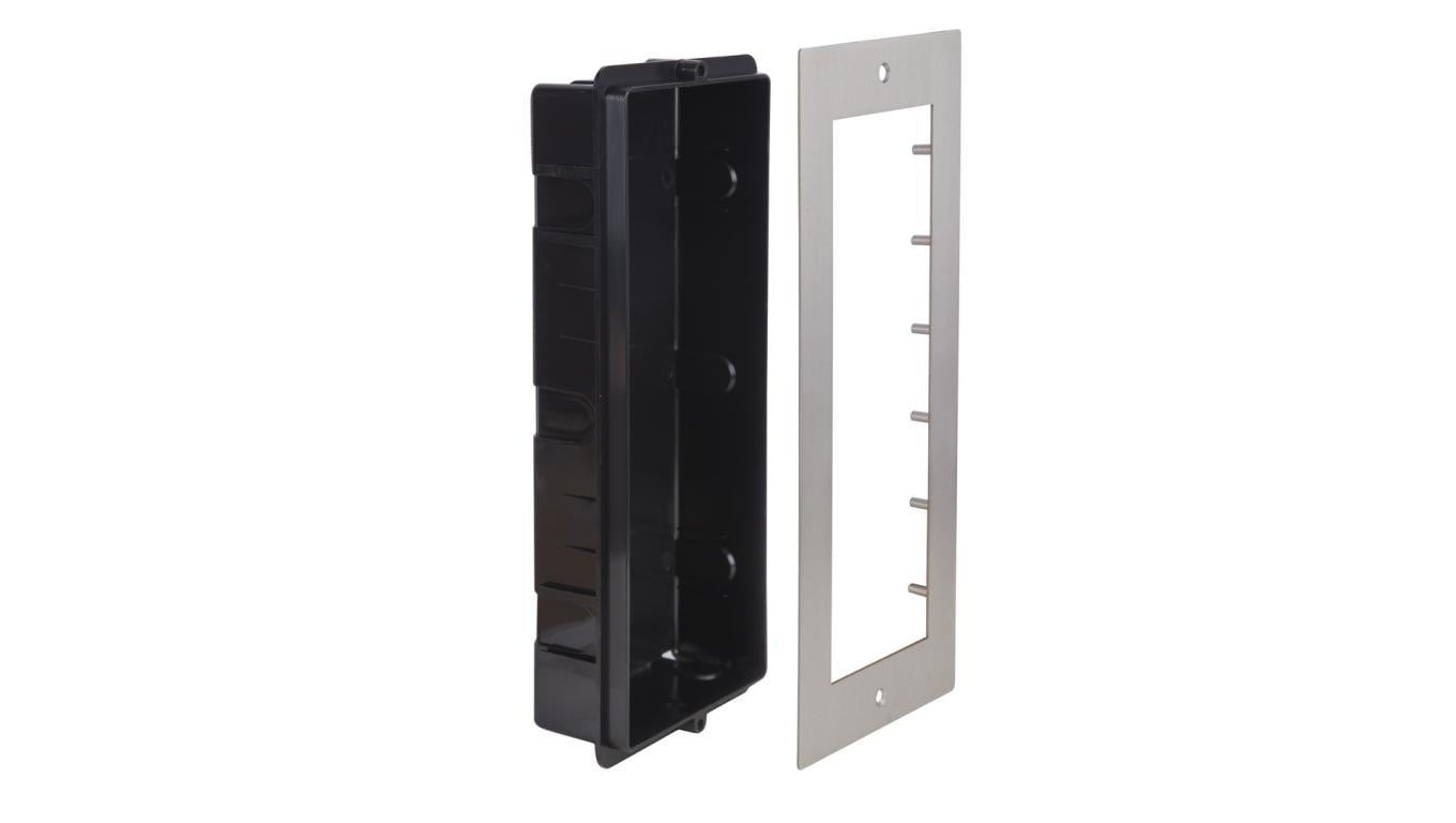 Ramka potrójna do montażu modułów systemu DUO MULTI D1510-3P p/t