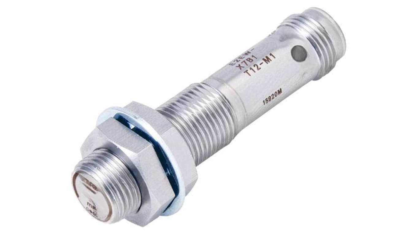Czujnik indukcyjny, PNP/NO, 10...30VDC, M12, M12, 0...7mm, IP67 E2EW-X7B1T12-M1