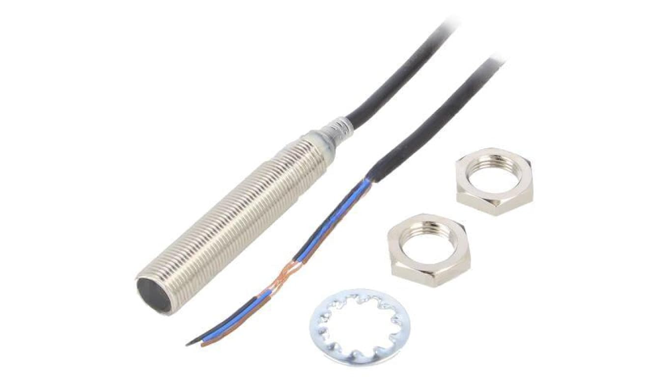 Czujnik indukcyjny, PNP/NO, zabudowany, 200mA, 10...30VDC, przewody, M12, 0...4mm, IP67 E2E-X4B1TL12 2M