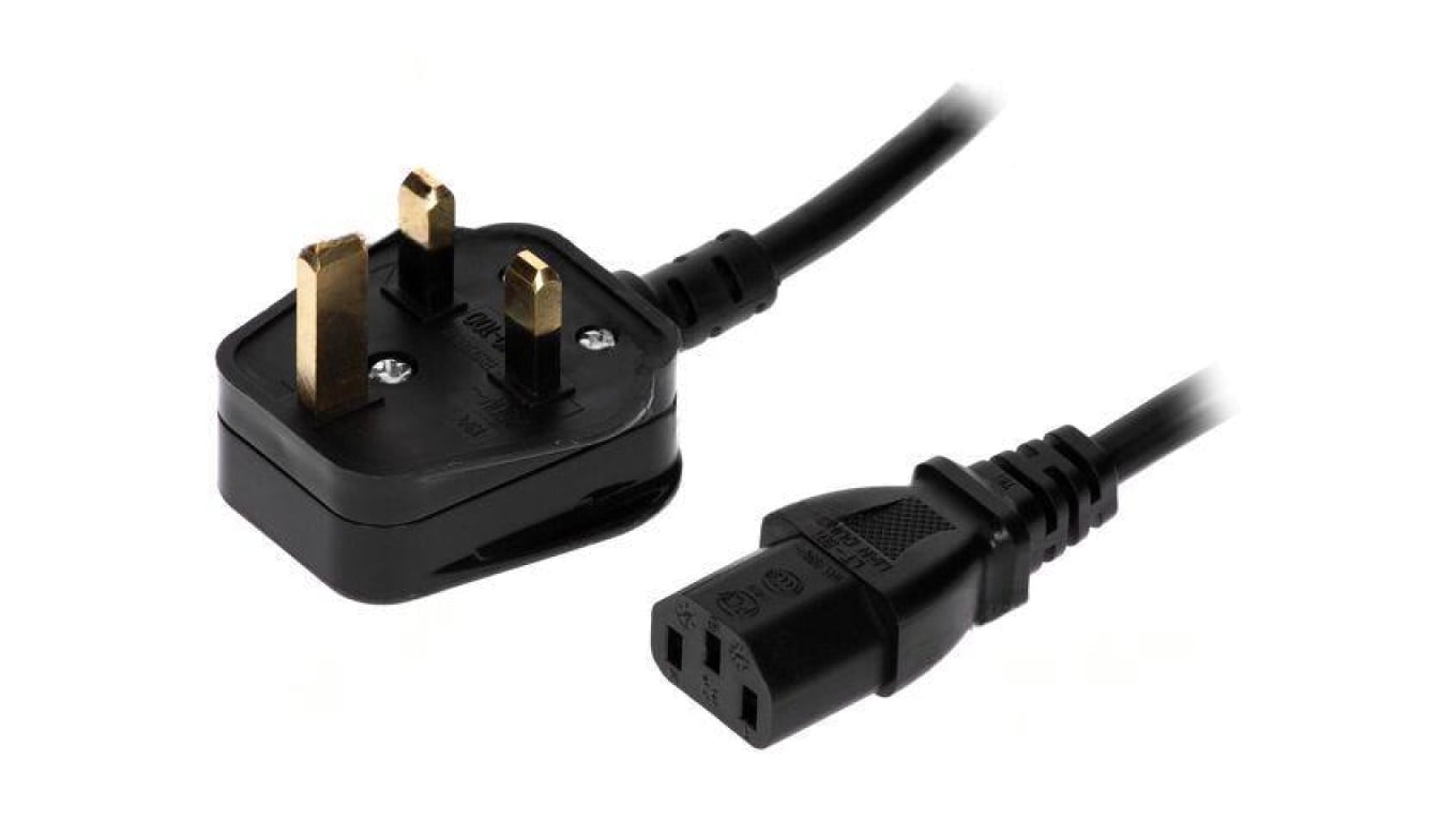 Kabel: 3x0,75mm2, BS 1363 (G) wtyk,IEC C13 żeński, 1,5m LT-327(3A) +501 H05VV-F BLK 1.5M